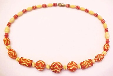 BN24 cinnamon vegetable ivory necklace